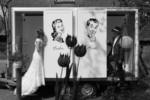 Bruiloft toiletwagen